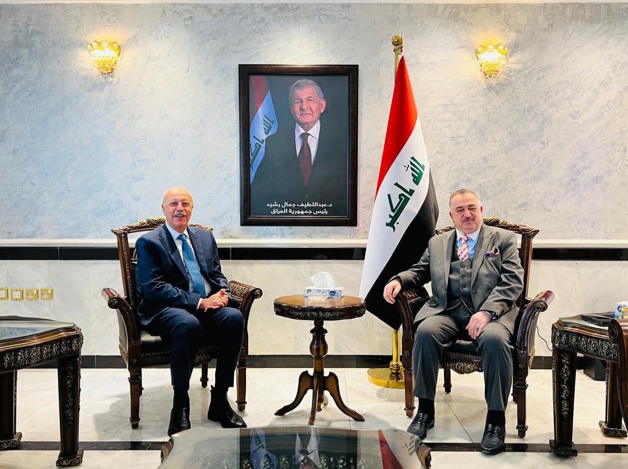 سفير جمهورية العراق لدى المملكة الأردنية الهاشمية يستقبل المفوض العام للمركز الوطني لحقوق الإنسان في الأردن