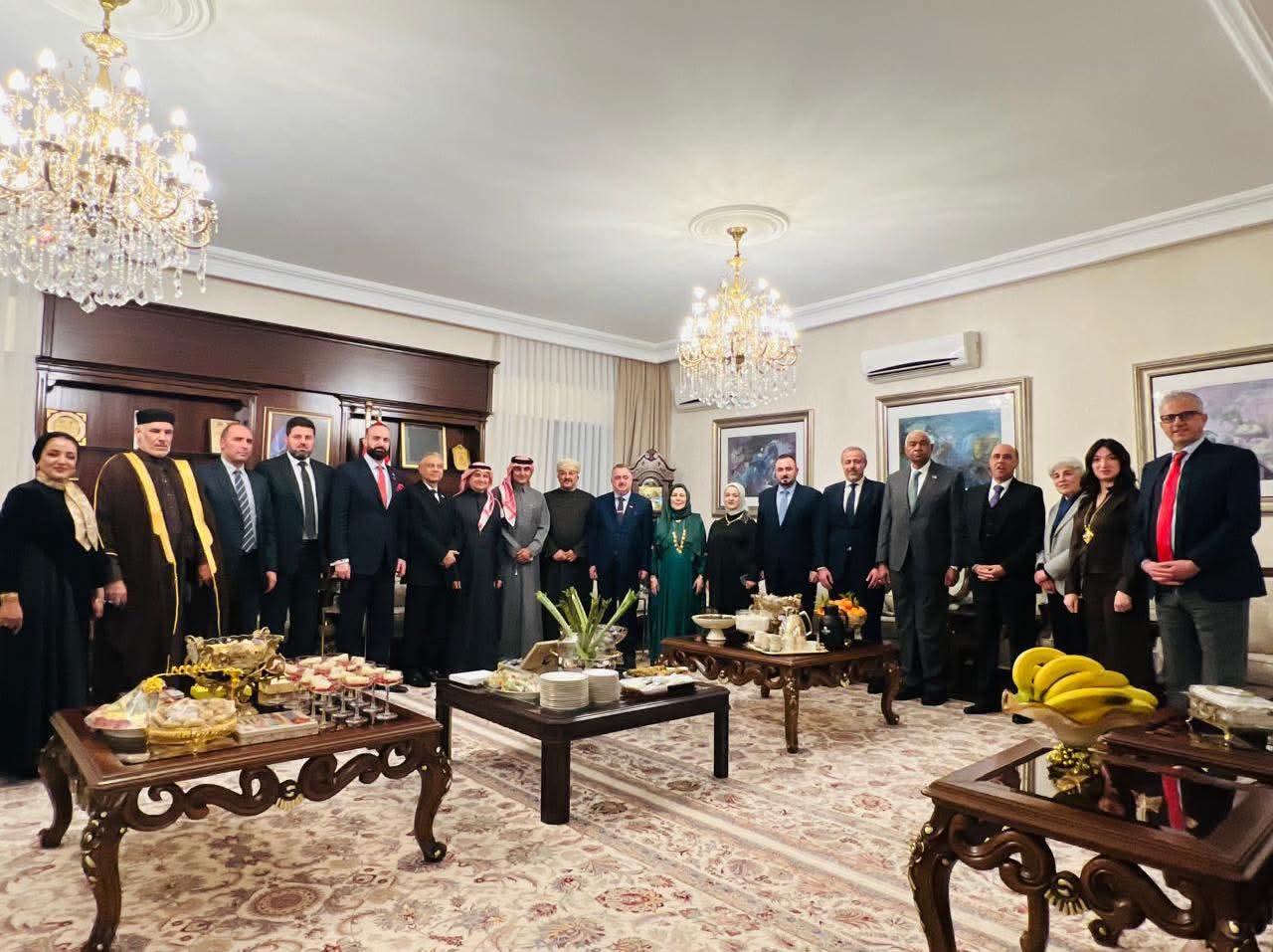 سفير جمهورية العراق لدى المملكة الأردنية الهاشمية وسفيرها غير المقيم لدى دولة فلسطين يقيم دعوة للسفراء ورؤساء البعثات الدبلوماسية العرب