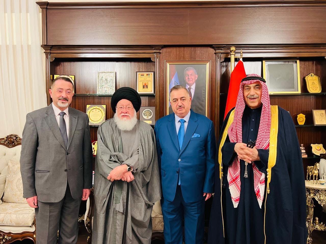 سفير جمهورية العراق لدى المملكة الأردنية الهاشمية يستقبل سماحة آية الله الفقيه السيد حسين إسماعيل الصدر