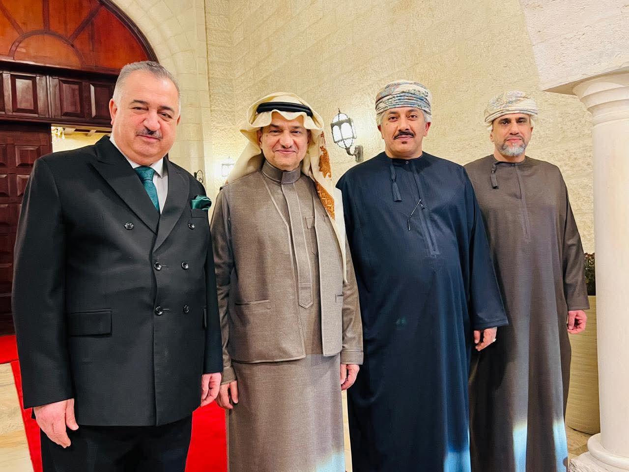 سفير جمهورية العراق لدى المملكة الأردنية الهاشمية يلبّي دعوة كريمة من سفير سلطنة عُمان لدى المملكة
