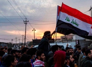مقتل متظاهرين في مواجهات على جسر السنك ببغداد