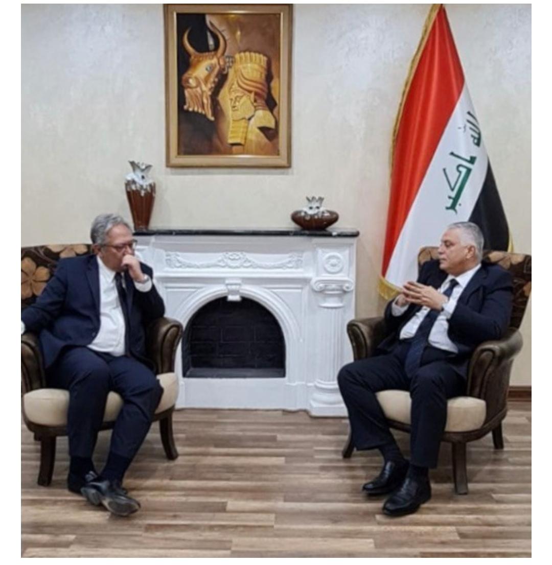 رئيس دائرة آسيا وأستراليا يبحث مع السفير الإندونيسيّ إمكانيَّة منح سمات الدخول للمواطنيين العراقيين أثناء وصولهم إلى المطارات الإندونيسيَّة