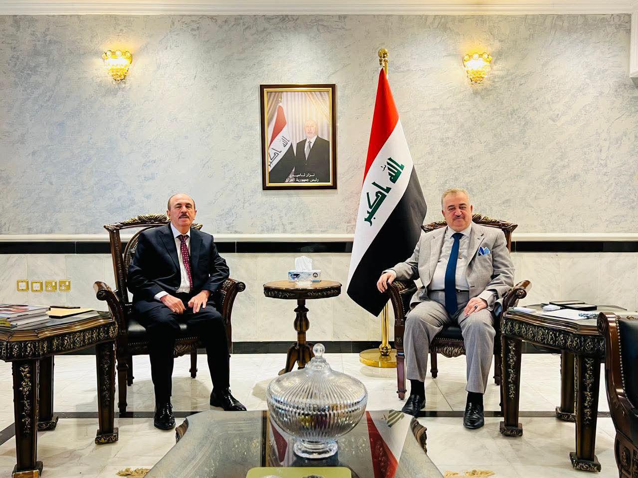 سفير جمهورية العراق لدى المملكة الأردنية الهاشمية يستقبل الأمين العام لاتحاد الحقوقيين العرب