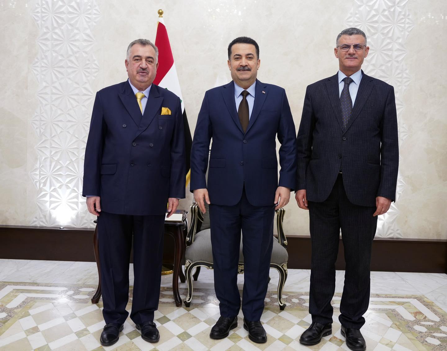 دولة رئيس مجلس الوزراء يلتقي وكيل وزارة الخارجية للشؤون متعددة الأطراف والشؤون القانونية، ورئيس دائرة حقوق الإنسان في الوزارة 