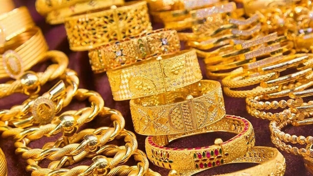 الذهب يقترب من 5000 دولار