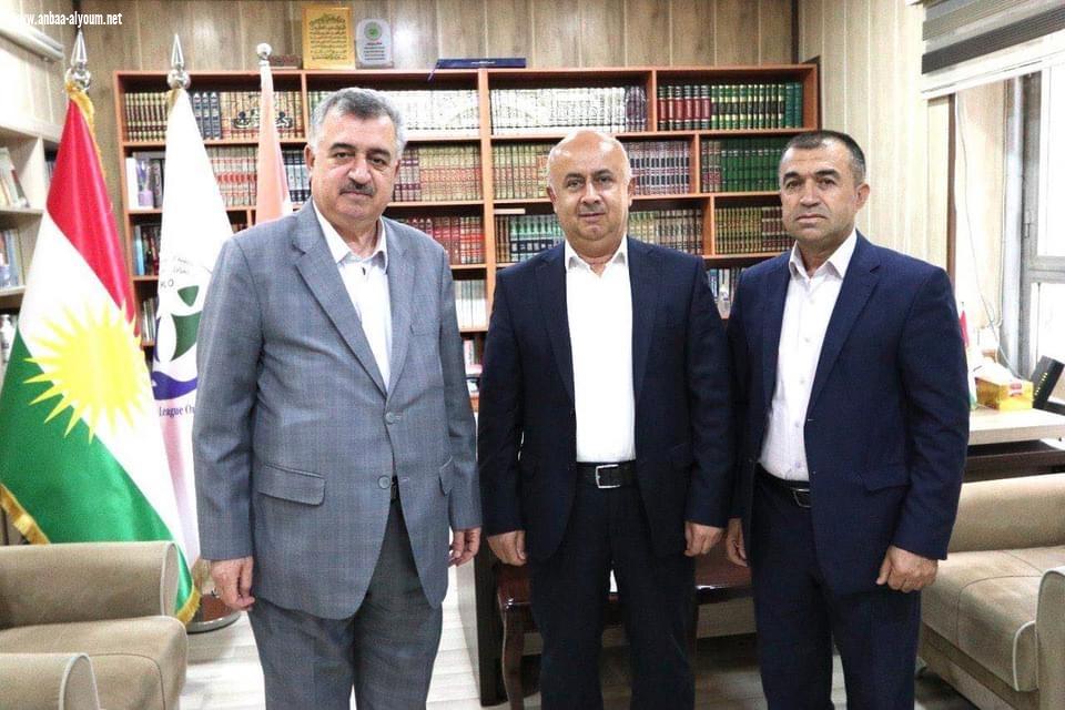 البرزنجي يزور مقر منظمة الرابطة الانسانية في السليمانية 