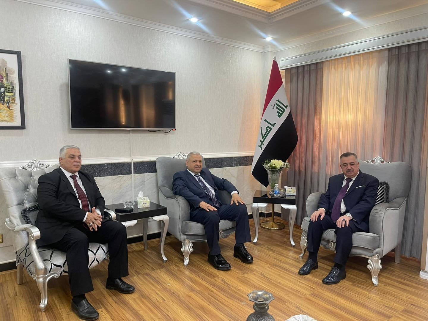 الوكيل البرزنجي يستقبل الأمين العام لمؤسسة حقوق الإنسان في العراق