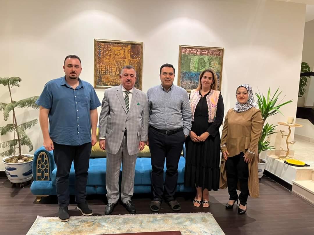  السفير عمر البرزنجي يلبي دعوة عشاء من قبل الدكتور سعيد تكش خوشناو في العاصمة القطرية الدوحة