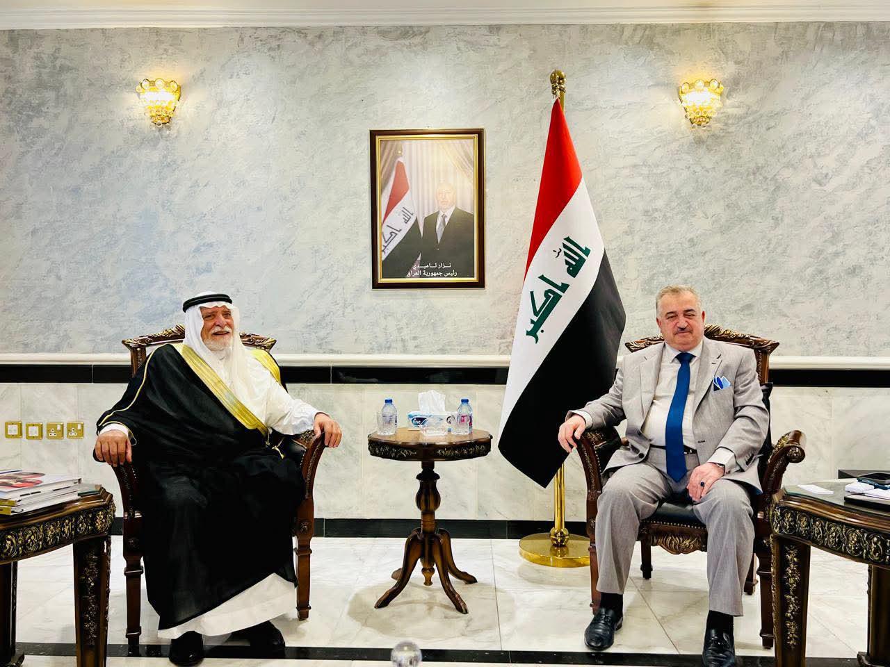 سفير جمهورية العراق لدى المملكة الأردنية الهاشمية يستقبل رئيس ديوان الوقف السني الأسبق