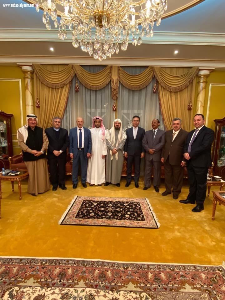 السفير عمر البرزنجي يلبي دعوة عشاء من قبل سعادة الشيخ حمد بن عبدالعزيز العطية
