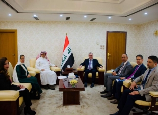 وكيل وزارة الخارجية للشؤون متعددة الأطراف والشؤون القانونية يستقبل السفير السعودي لدى العراق