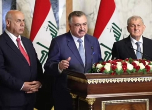 وكيل وزارة الخارجيَّة للشُؤُون  يُشارك في إستقبال (6000) قطعة أثرية كانت مُعارة لبريطانيا